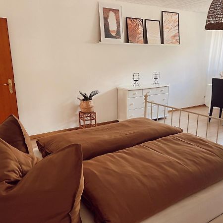 Ferienwohnung Moselflair Mit Direktem Blick Auf Die Mosel Und Weinberge Oberfell Екстер'єр фото